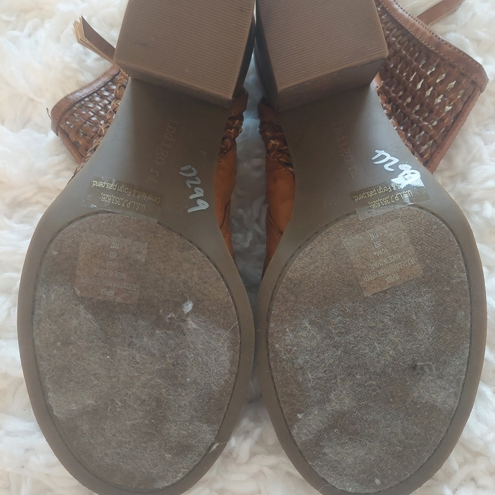 Indigo Rd block heels/sandals ~ Size 10M - Picture 4 of 10